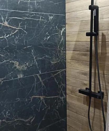 Goralskie Hawran I Muran Z Jacuzzi בקתה