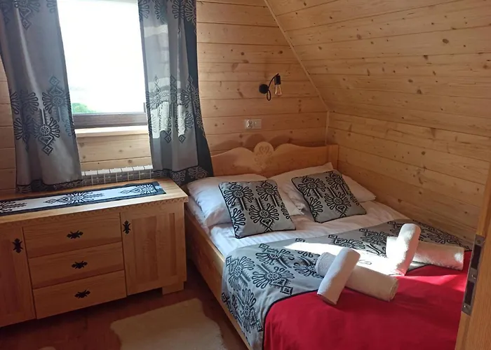 Goralskie Hawran I Muran Z Jacuzzi בקתה