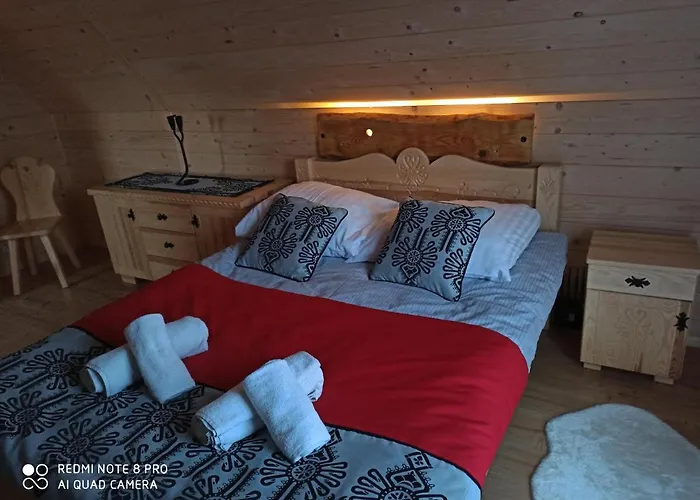 Goralskie Hawran I Muran Z Jacuzzi בקתה *